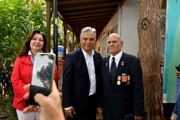 Antalya Muratpaşa'da Başkan Uysal, gazi ve şehit aileleriyle buluştu -
