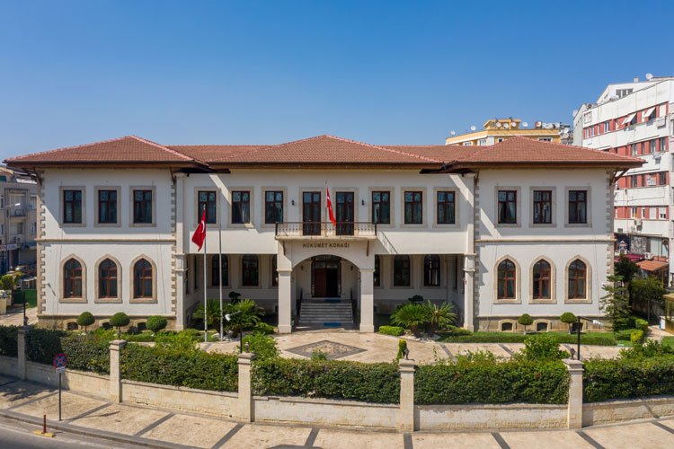 Antalya Valiliği intihar haberlerini doğruladı -