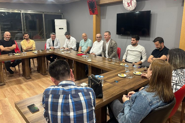 ARNİAD'dan kültürel faaliyetlere destek -