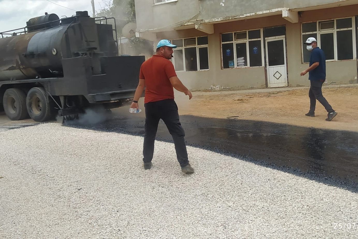 Asfalt çalışmaları devam ediyor -