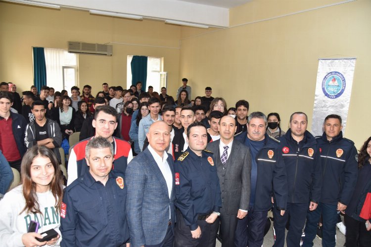 Ateşin Kahramanları Manisa Salihli’de öğrencilerle buluştu -
