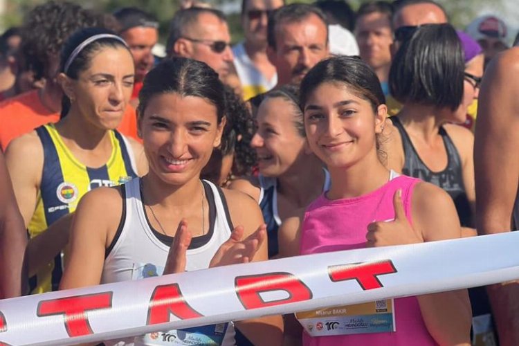 Atlet Dilan İzmit'in gururu oldu -