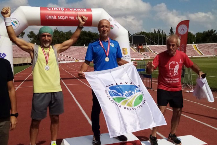 Atletizmde Sakarya'ya altın madalya geldi -
