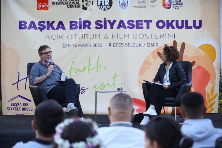Başka Bir Siyaset Okulu'nun açık oturum serileri başladı -