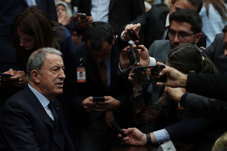 Bakan Akar: Tacizlere misliyle karşılık veriliyor -