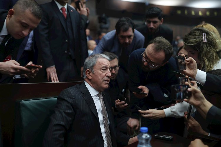 Bakan Akar: Tahıl sevkiyatına 24 milyon ton aşıldı -