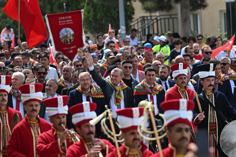 Bakan Bak Söğüt'ten sesledi... Geleceğe güçlü şekilde yürüyeceğiz -