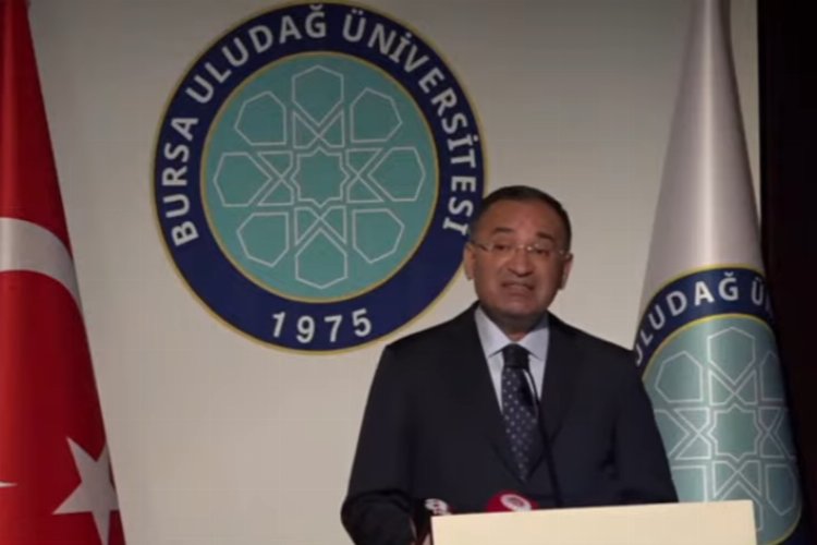 Bakan Bozdağ'dan Bursa'da 'anayasa' açıklaması... Yeni Türkiye'nin anahtarı yeni anayasadır -