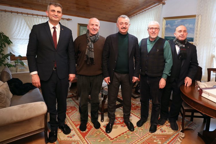 Başkan Büyükakın, Karamürsel ve Gölcük İlçelerini ziyaret etti -
