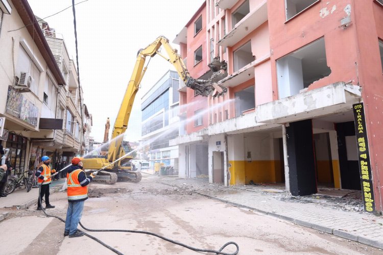 Başkan Büyükakın: Kocaeli’ni olası bir depreme hazırlıklı hale getirmek için çalışıyoruz -