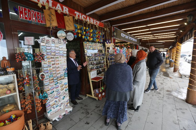 Başkan Büyükkılıç Kayseri esnafını geziyor -