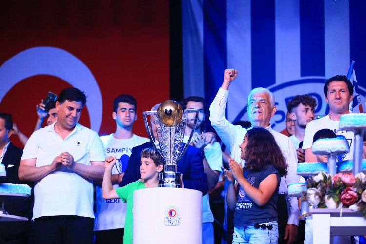 Başkan Gürün, Fethiyespor’un şampiyonluk kutlamalarına katıldı -