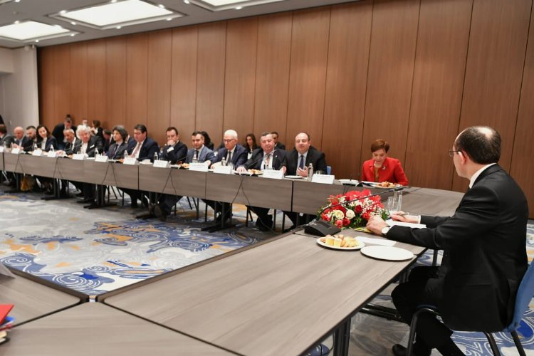 Bakanı Muş'tan Bulgaristan’da iş birliği görüşmesi -