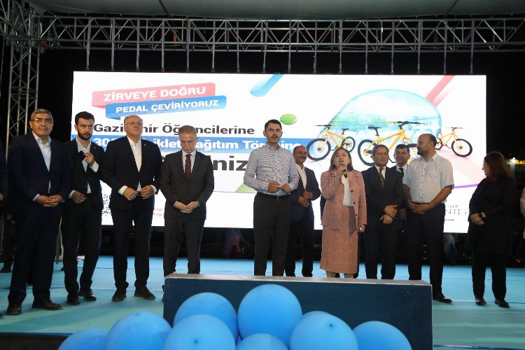 Bakan Murat Kurum'a Gaziantep Hemşehrilik Beratı -