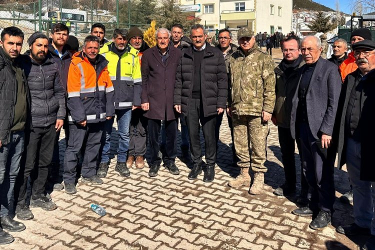 Bakan Özer'den Adıyaman'da eğitime yakın mercek -