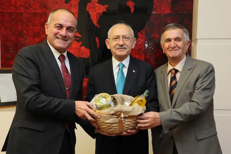 Başkan Sertaslan Gemlik Halk Büfeleri'ni Ankara’da anlattı -