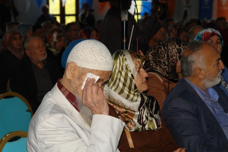 Bakan Soylu konuşunca 86 yaşındaki Bilecikli Recep dede gözyaşlarını tutamadı -