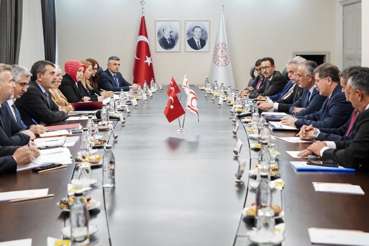 Bakan Tekin KKTC'li mevkidaşını ağırladı -