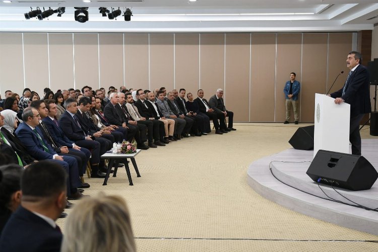 Bakan Tekin, YEĞİTEK Çalıştayı'nda -