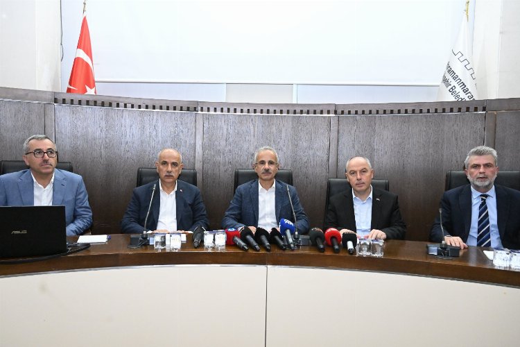 Bakan Uraloğlu: Kahramanmaraş eskisinden daha güçlü olacak -