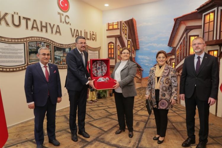 Bakan Yanık'tan Kütahya'ya ziyaret -