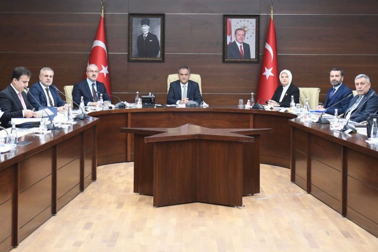 Bakan Özer Elazığ'da -