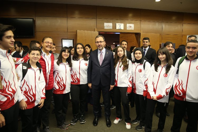 Bakanlıktan 698 milli sporcuya tam destek -