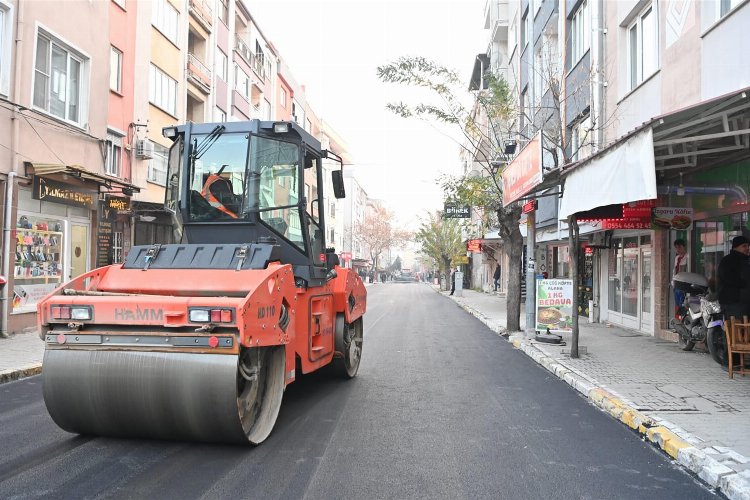Balıkesir Bağlar'da asfalt çalışması -