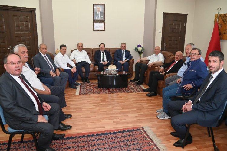 Balıkesir'de Esnaf Birlikleri'ne ilk ziyaret Milletvekili Canbey'den -
