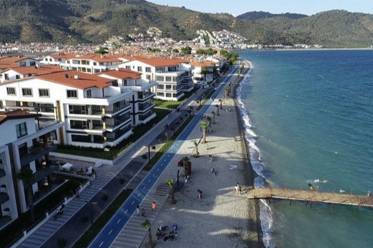 Balıkesir’de ideoloji değil hizmet var -