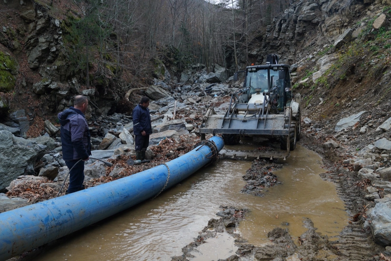 Balıkesir Edremit'te 20 yıllık su sorunu çözüldü -