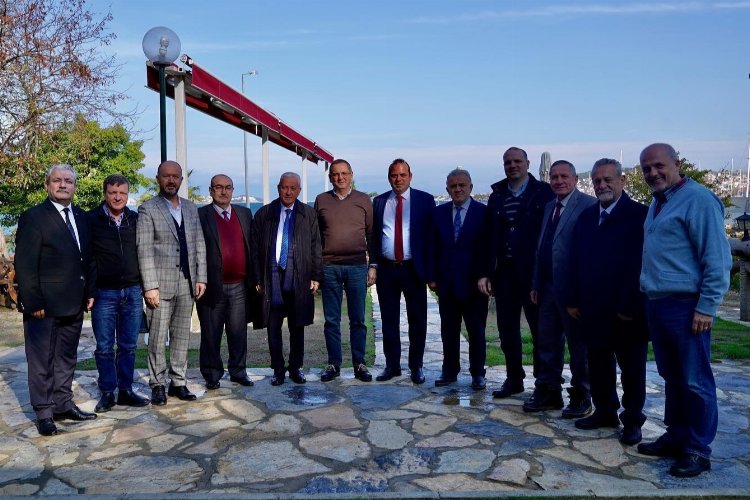 Balıkesirliler Birliği Federasyonu Ayvalıkta buluştu -