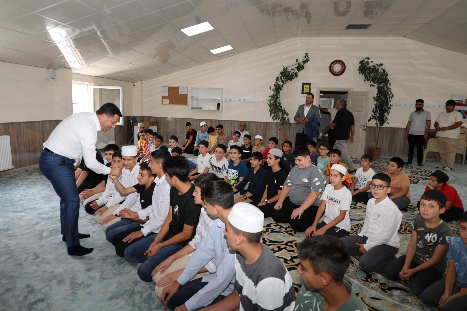Başkan Arı’dan kuran kursu ziyareti -