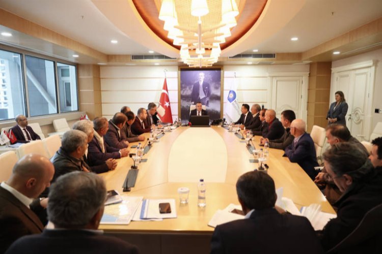 Başkan Böcek muhtarların sorunlarını dinledi -