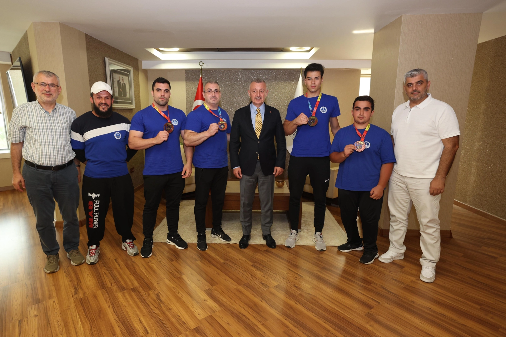 Başkan Büyükakın, Dünya Şampiyonlarıyla buluştu -