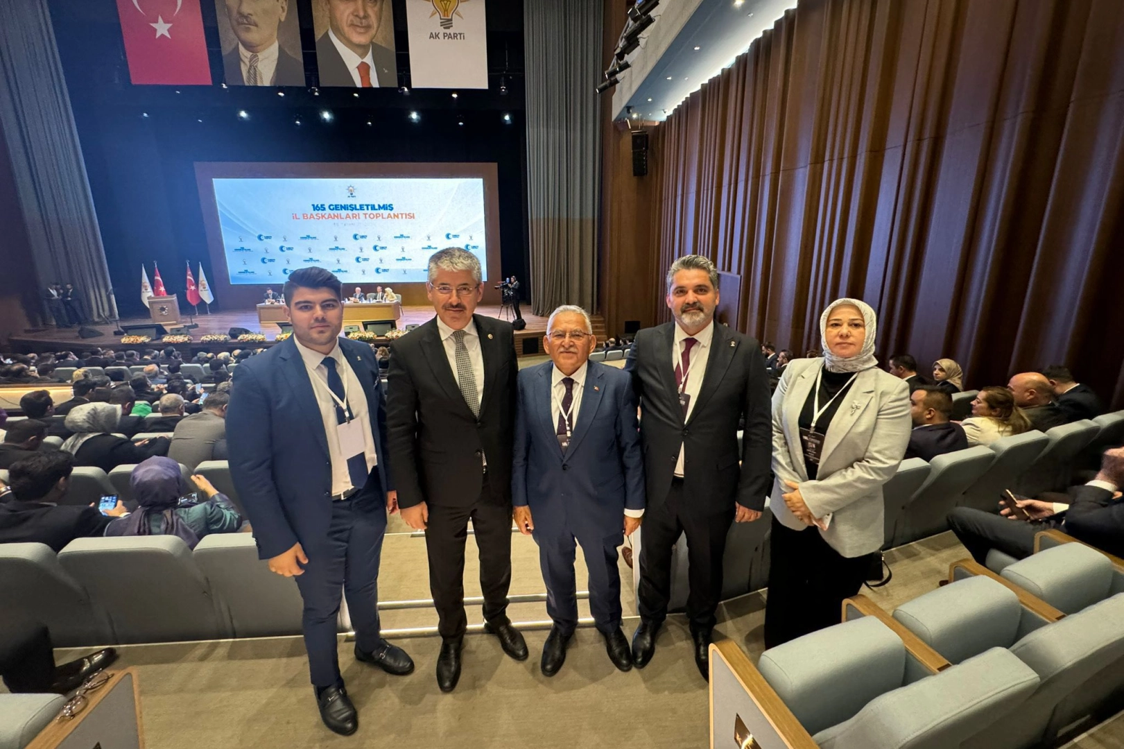 Başkan Büyükkılıç, Ak Parti Genişletilmiş İl Başkanları Toplantısı'na katıldı -