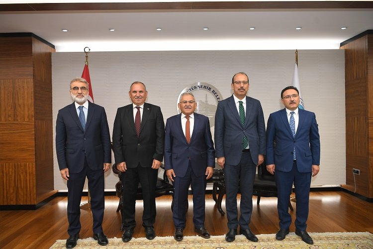 Başkan Büyükkılıç, Sayıştay Başkanı Yener’i Ağırladı -