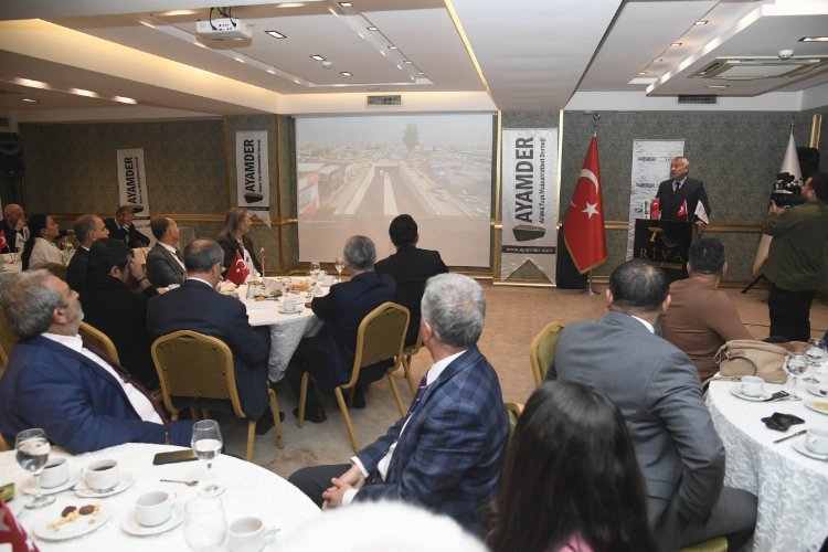 Başkan Karalar müteahhitlerle buluştu -