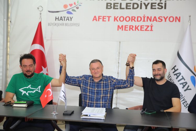 Başkan Savaş: Hatay eskisinden daha güzel olacak... Hatay'a tutunacağız -