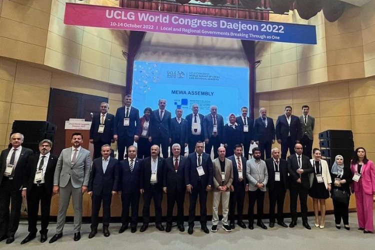 Başkan Zorluoğlu Liderler Zirvesi'nde -