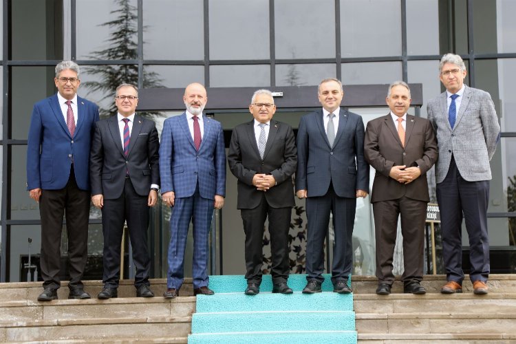 Başkanlardan Rektör Altun’a ziyaret -