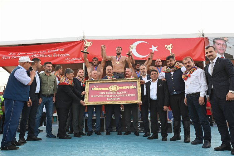 Başpehlivan Hüseyin Gümüşalan oldu -