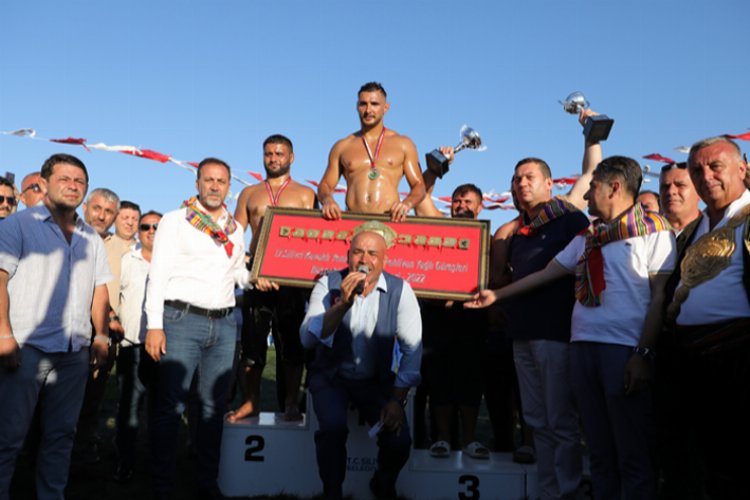 Başpehlivanlar Silivri'de er meydanında -