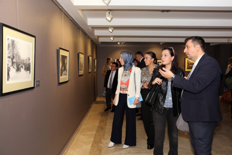 Batıdan Doğuya Asya sergisi Eskişehir'de açıldı -