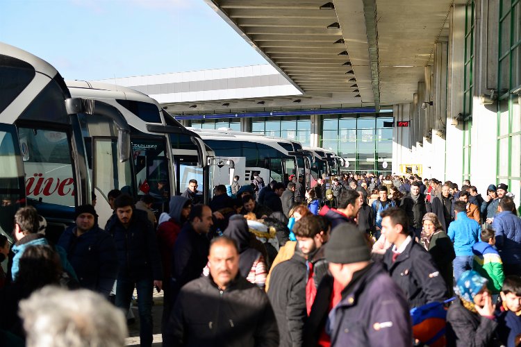 Bayramda otobüsler 706 bin yolcu taşıdı -