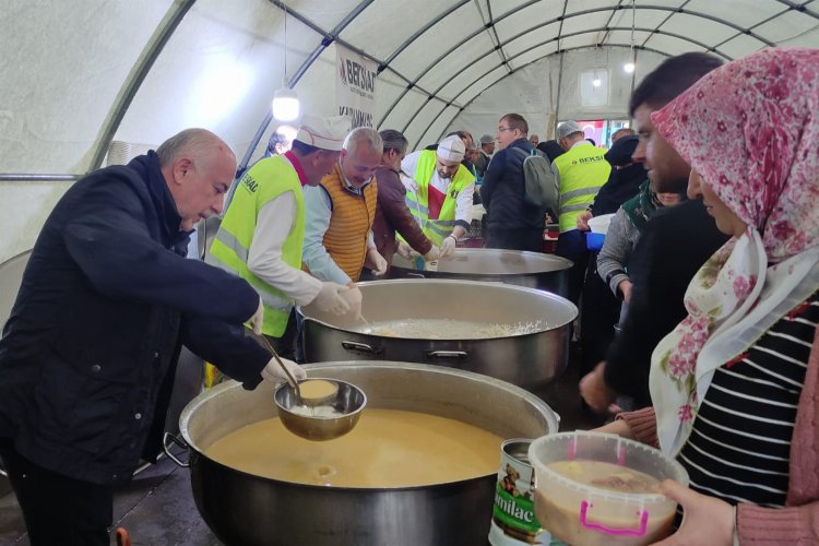 BEKSİAD’dan 80 bin depremzedeye iftar ve sahur -