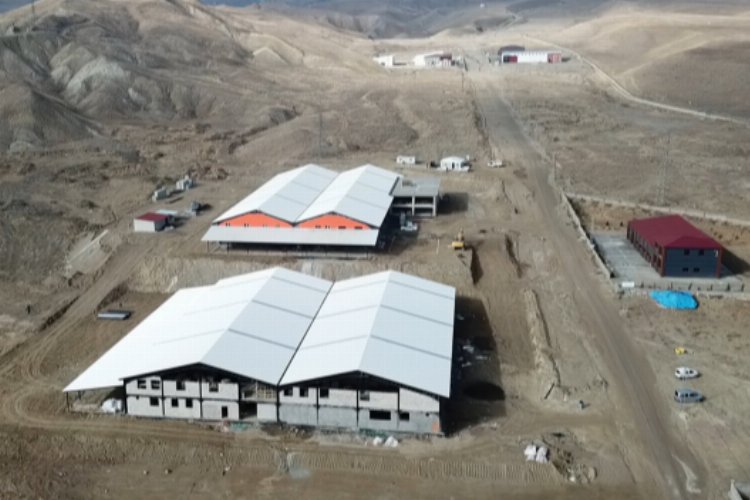 Belediyeden Oltu’ya çuval fabrikası! -