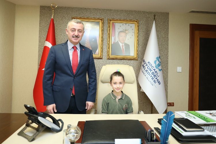 Berre’nin ilk talimatı kütüphane oldu -