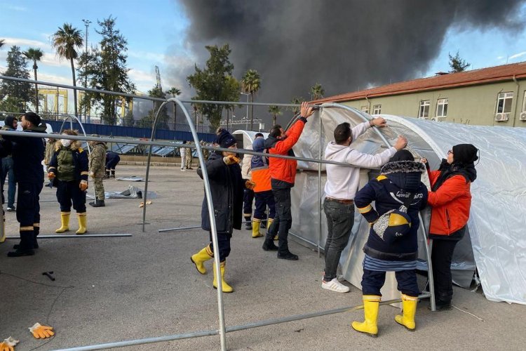 Beylikdüzü İskenderun'da 'Çadır Kent' kuruyor -