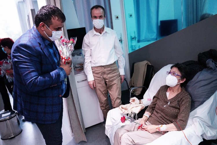 Beylikdüzü'nde kanser tedavisi gören hastalara ziyaret -